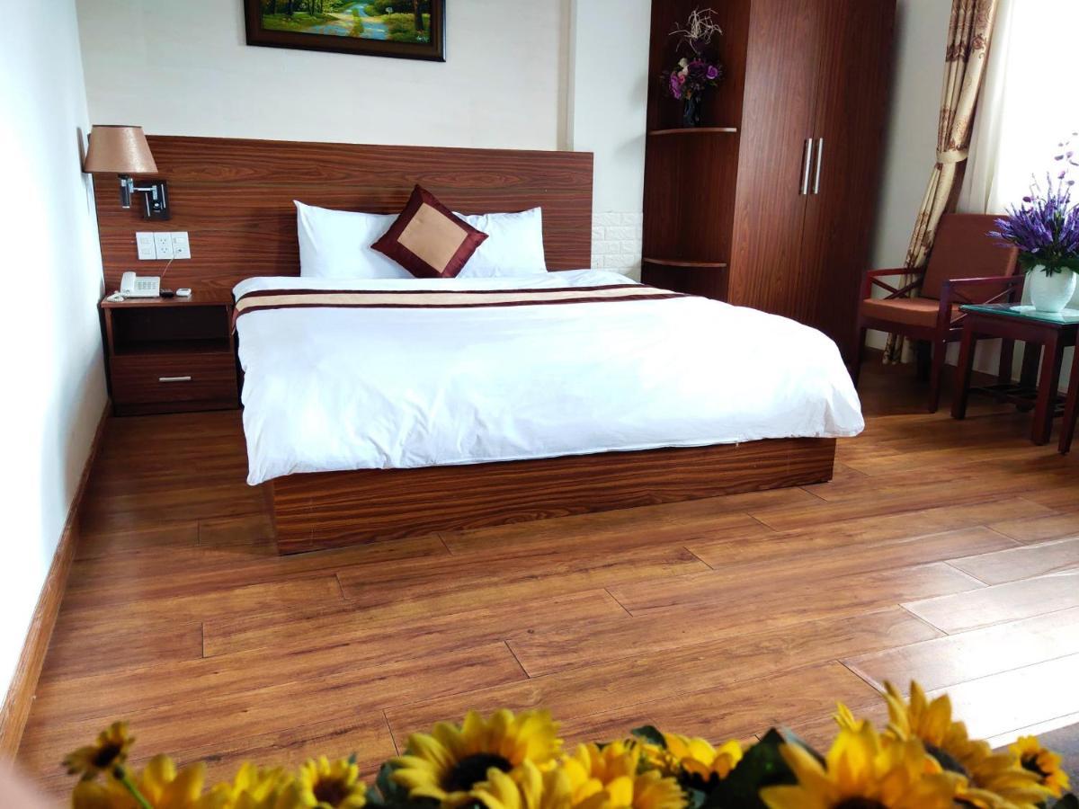 New Hampton Suits-Tam Xuan Centre Hotel Dalat Exterior foto