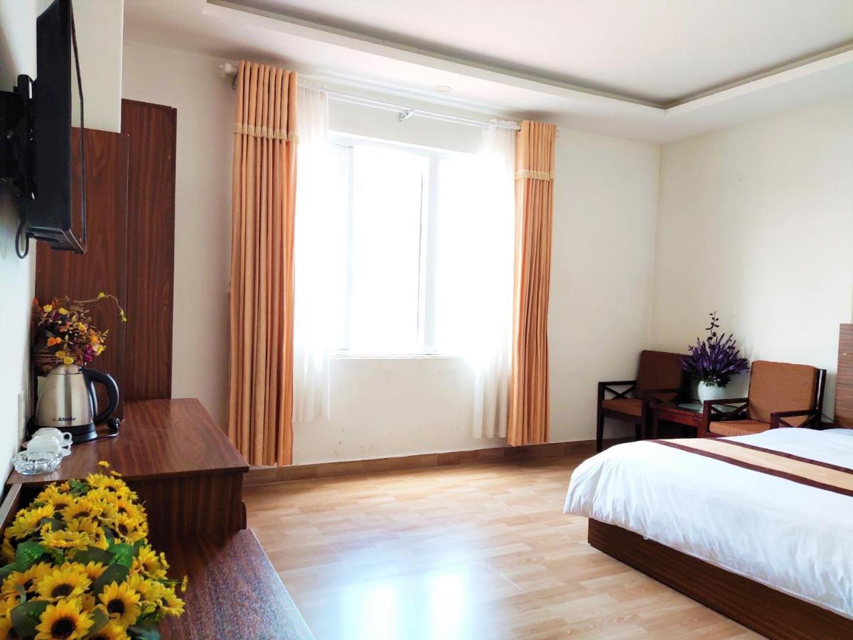 New Hampton Suits-Tam Xuan Centre Hotel Dalat Exterior foto