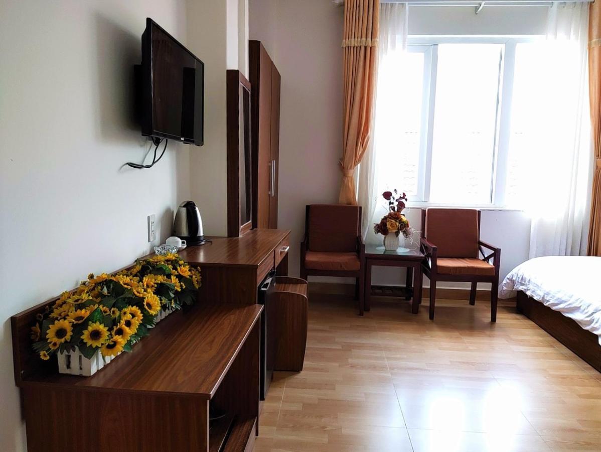 New Hampton Suits-Tam Xuan Centre Hotel Dalat Exterior foto