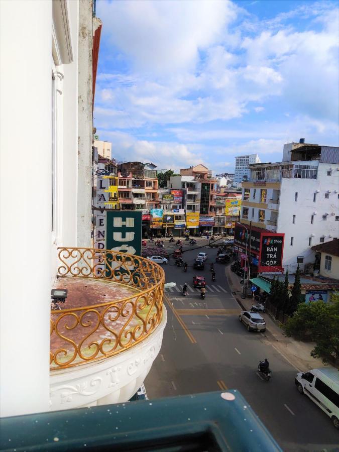 New Hampton Suits-Tam Xuan Centre Hotel Dalat Exterior foto