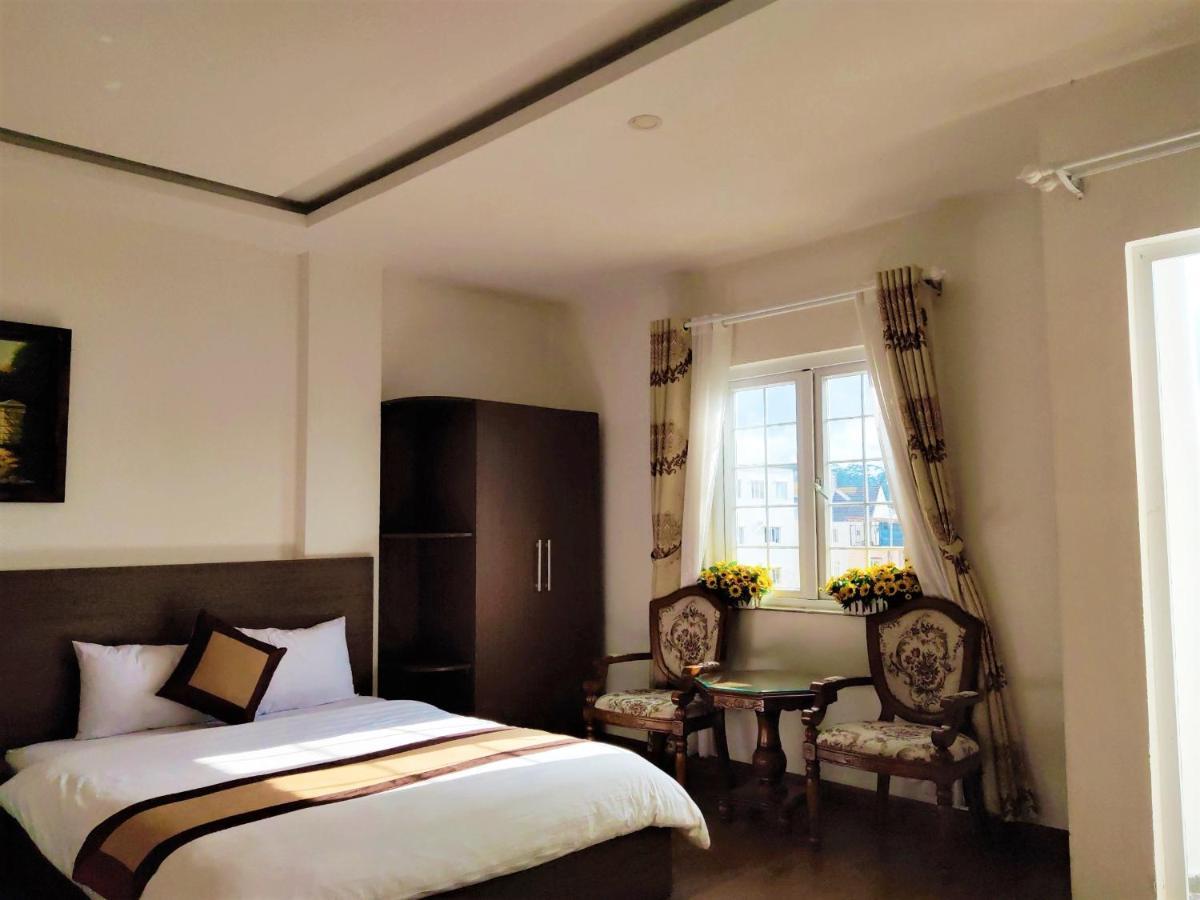 New Hampton Suits-Tam Xuan Centre Hotel Dalat Exterior foto