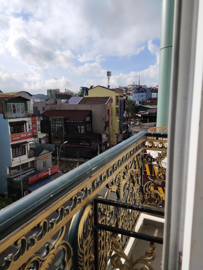New Hampton Suits-Tam Xuan Centre Hotel Dalat Exterior foto