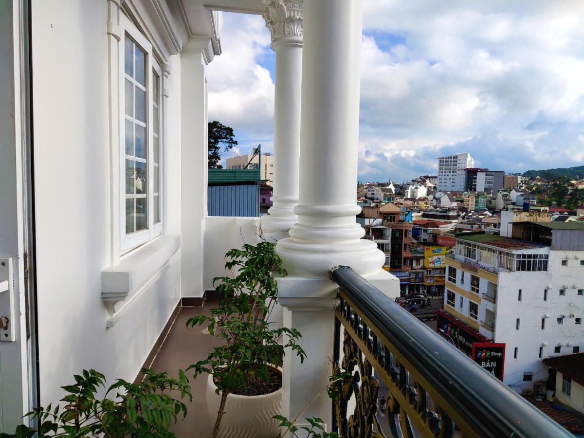 New Hampton Suits-Tam Xuan Centre Hotel Dalat Exterior foto