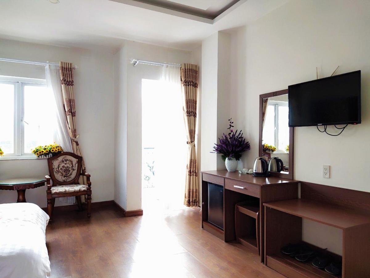 New Hampton Suits-Tam Xuan Centre Hotel Dalat Exterior foto